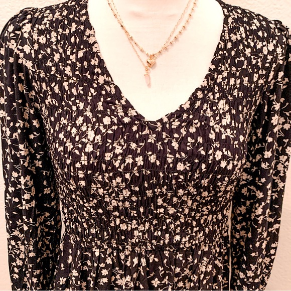 Japra Boho Peplum Black Floral Blouse Long Sleeve Top Shirt size Small Cottage - Picture 3 of 12